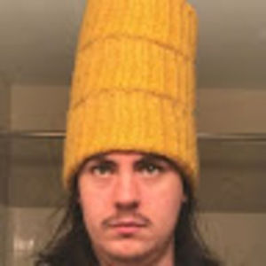 Meet your Posher, Avin